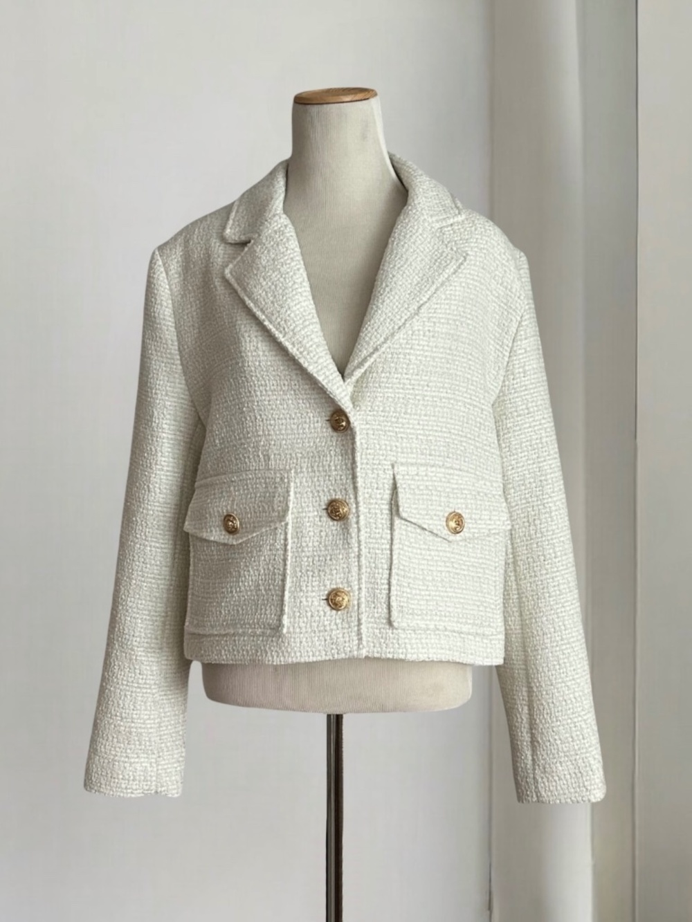 Rachel Zoe White Ivory Tweed Cropped Blazer Jacket with Gold Buttons